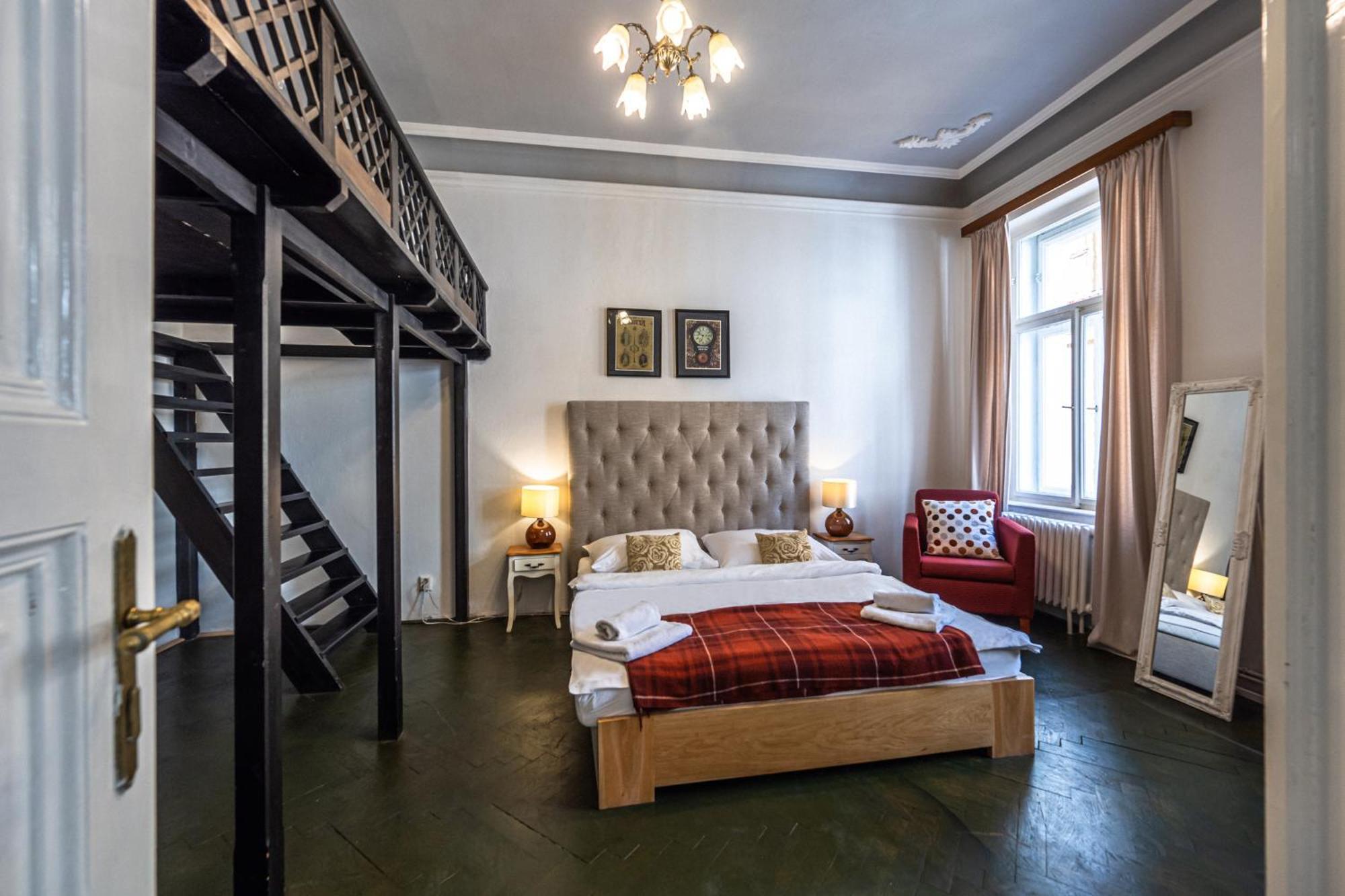 Wishlist Prague Residences - Old Town Square Екстериор снимка