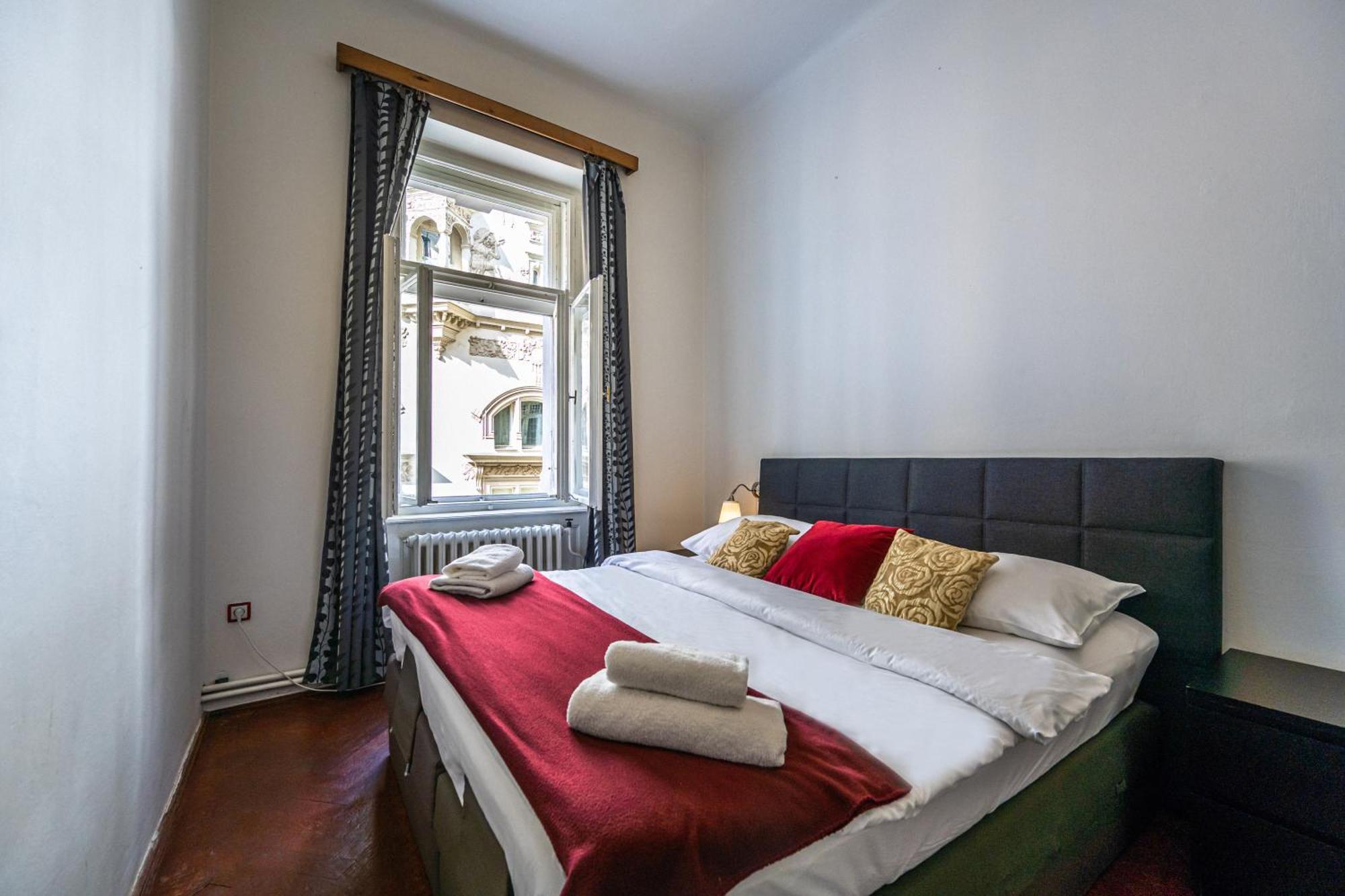 Wishlist Prague Residences - Old Town Square Стая снимка