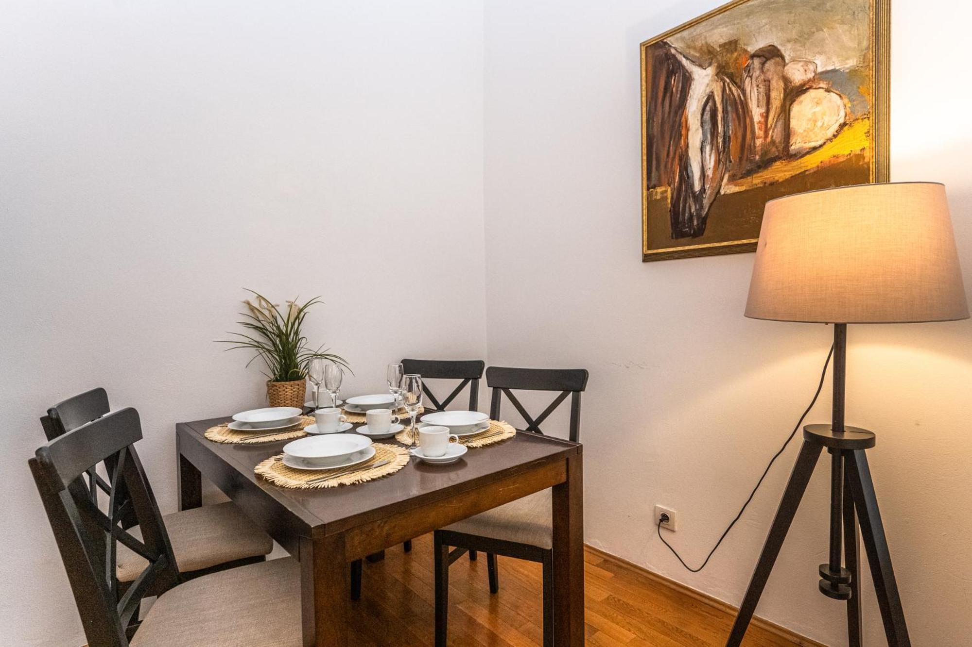 Wishlist Prague Residences - Old Town Square Екстериор снимка